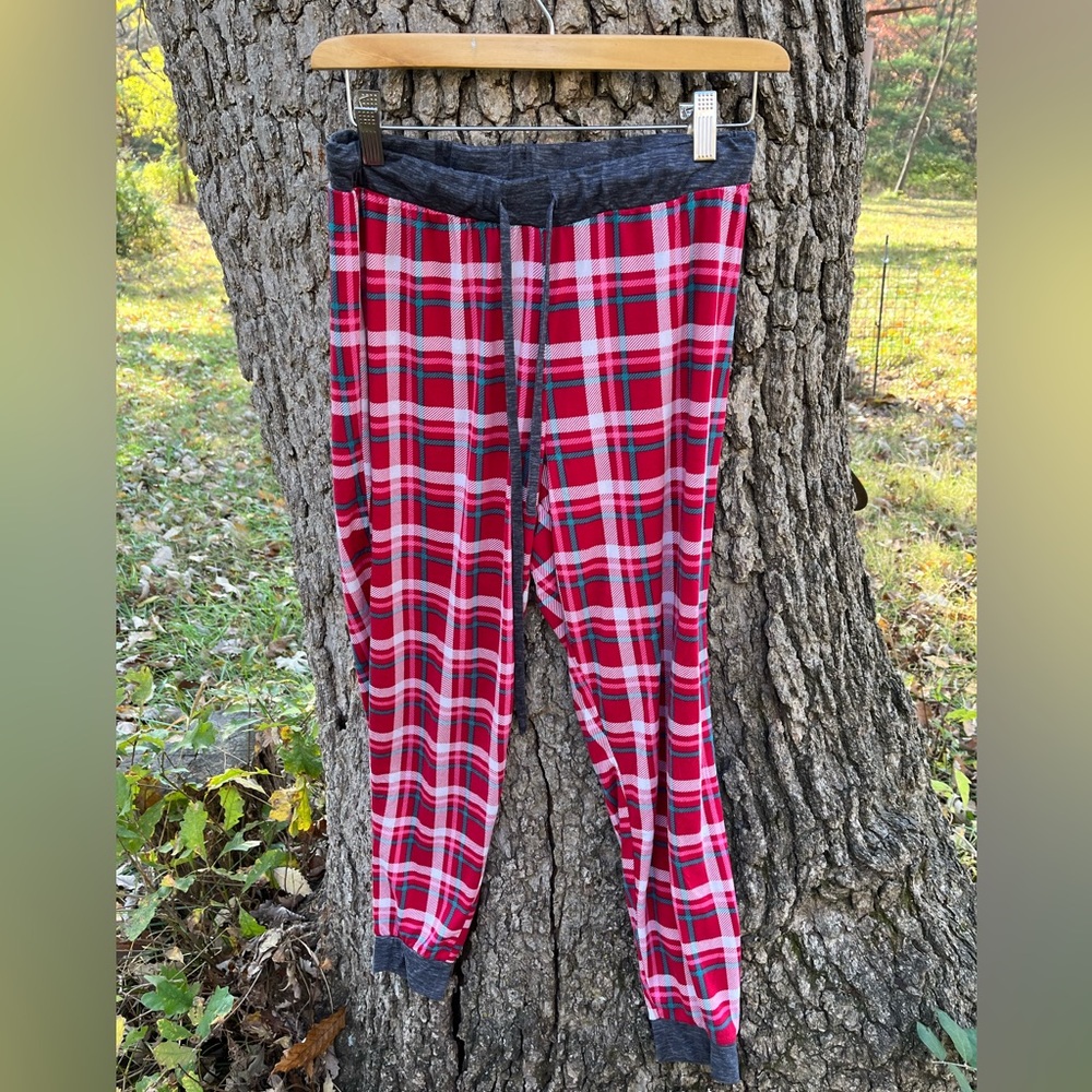 Rae Dunn Pajama Bottoms in size M